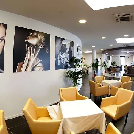 Hotel Camelia 