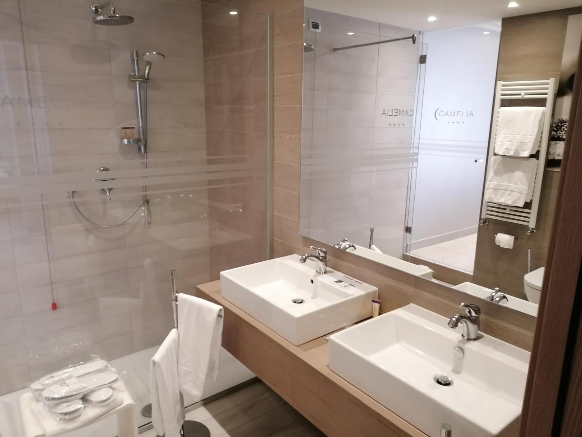Camelia Motel 4*